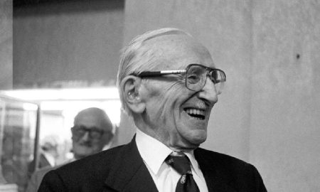 La prévoyance de FA Hayek : imaginer l'essor imparable du Bitcoin par une « voie sournoise et détournée »